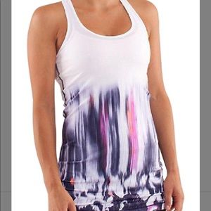 Lululemon cool workout tank in mirage